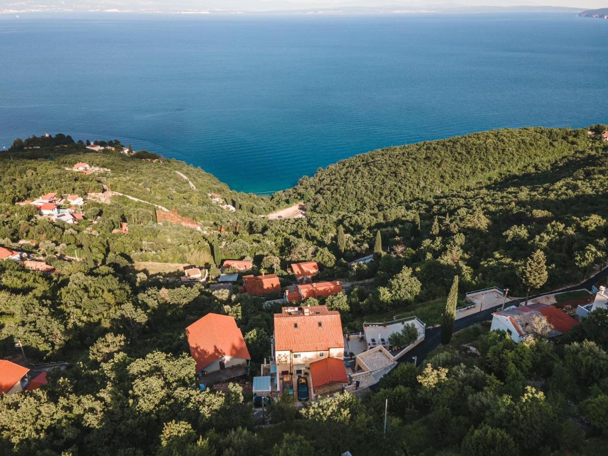 Villa Sabine Apartment Losinj Medveja Esterno foto