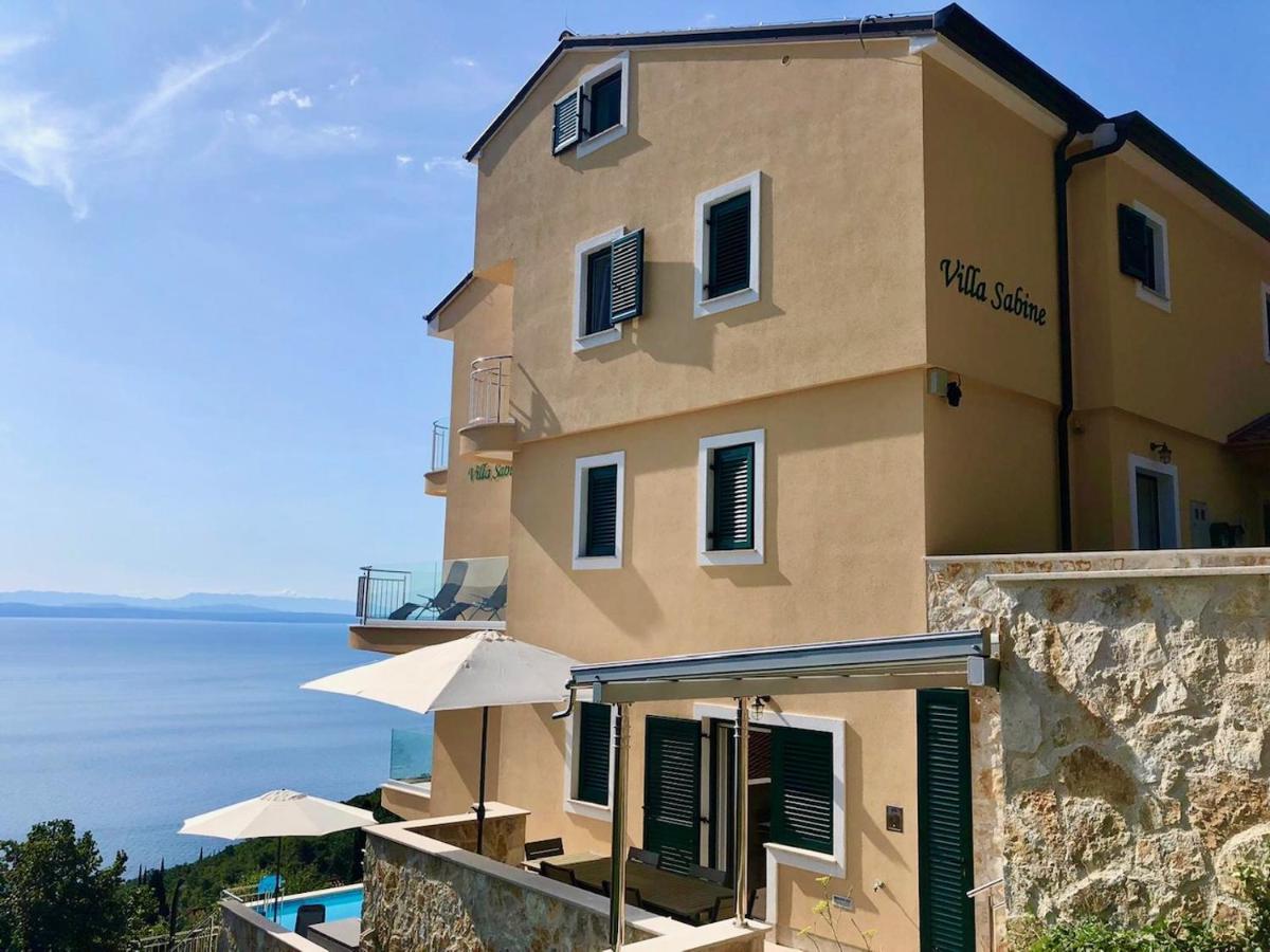 Villa Sabine Apartment Losinj Medveja Esterno foto