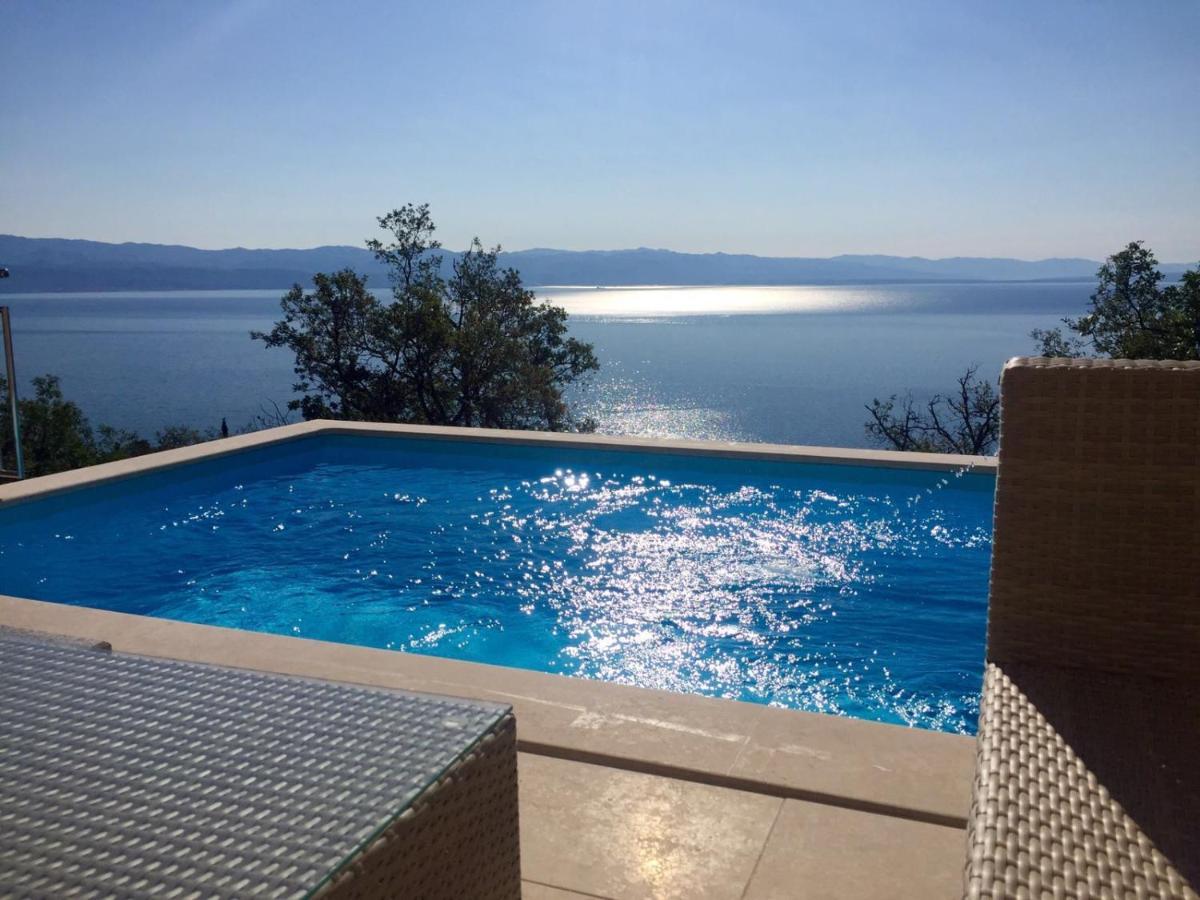 Villa Sabine Apartment Losinj Medveja Esterno foto