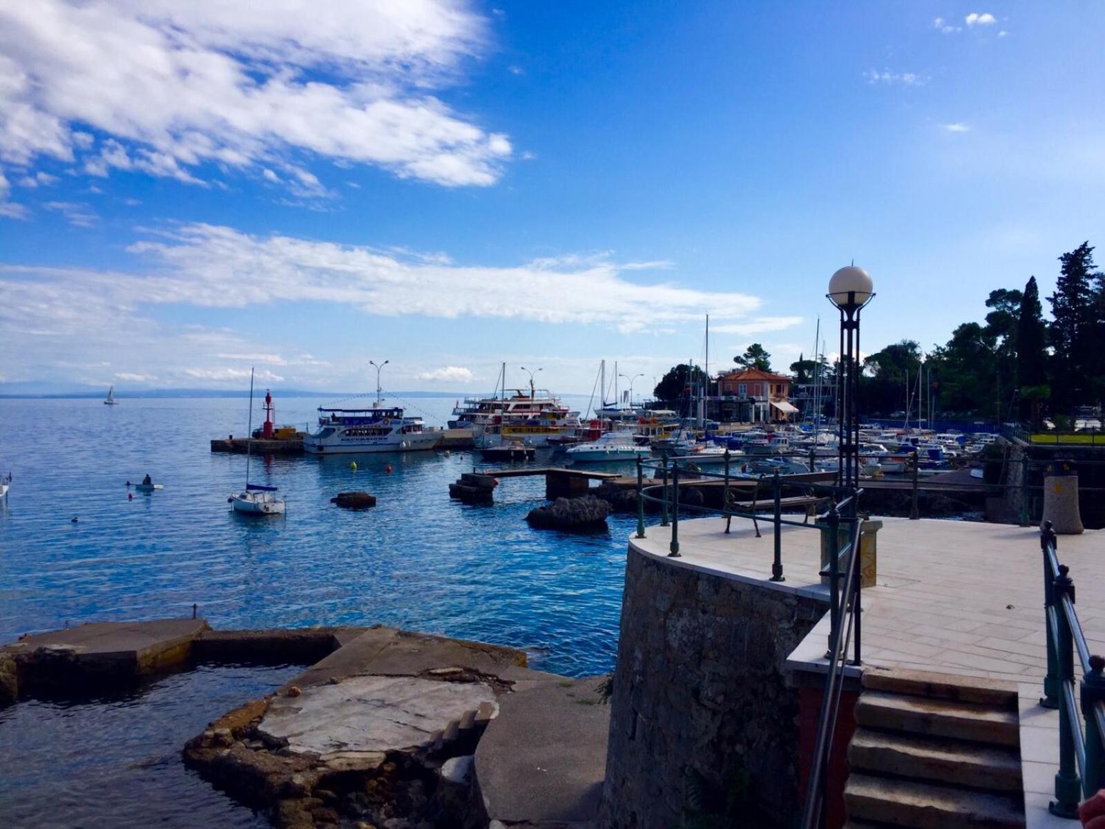 Villa Sabine Apartment Losinj Medveja Esterno foto